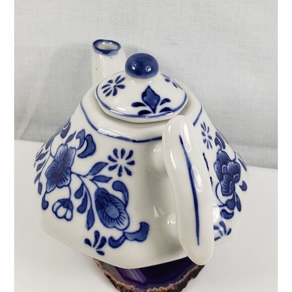 1950's Nantucket Chinese Porcelain Blue White Floral Teapot Octagon Shape w/Lid - Picture 5 of 16